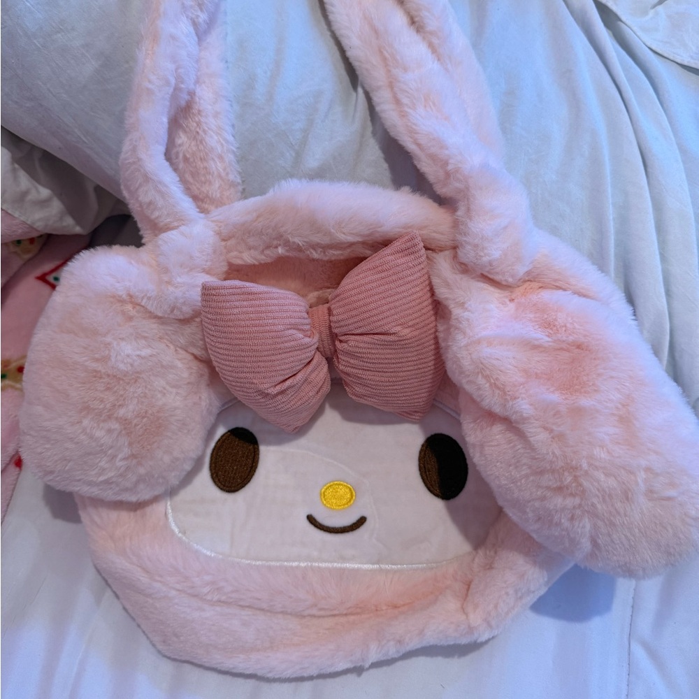 My melody pink furry bag